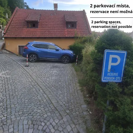 Oto * Český Krumlov